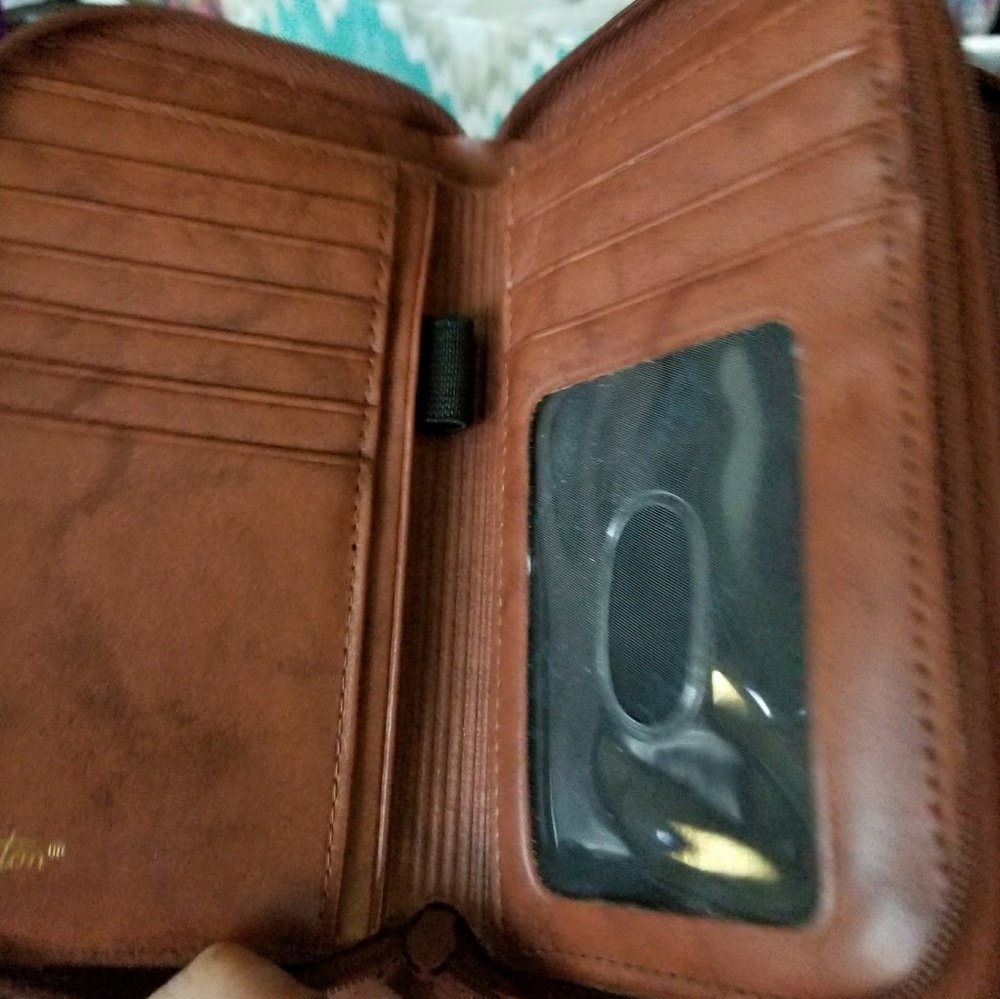 Buxton wallet